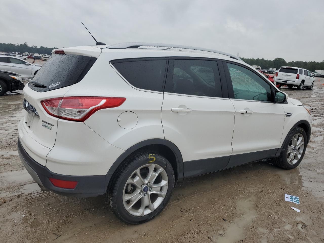 Image 3 of 2016 FORD ESCAPE TITANIUM 2016 with VIN 1FMCU0J94GUA28963