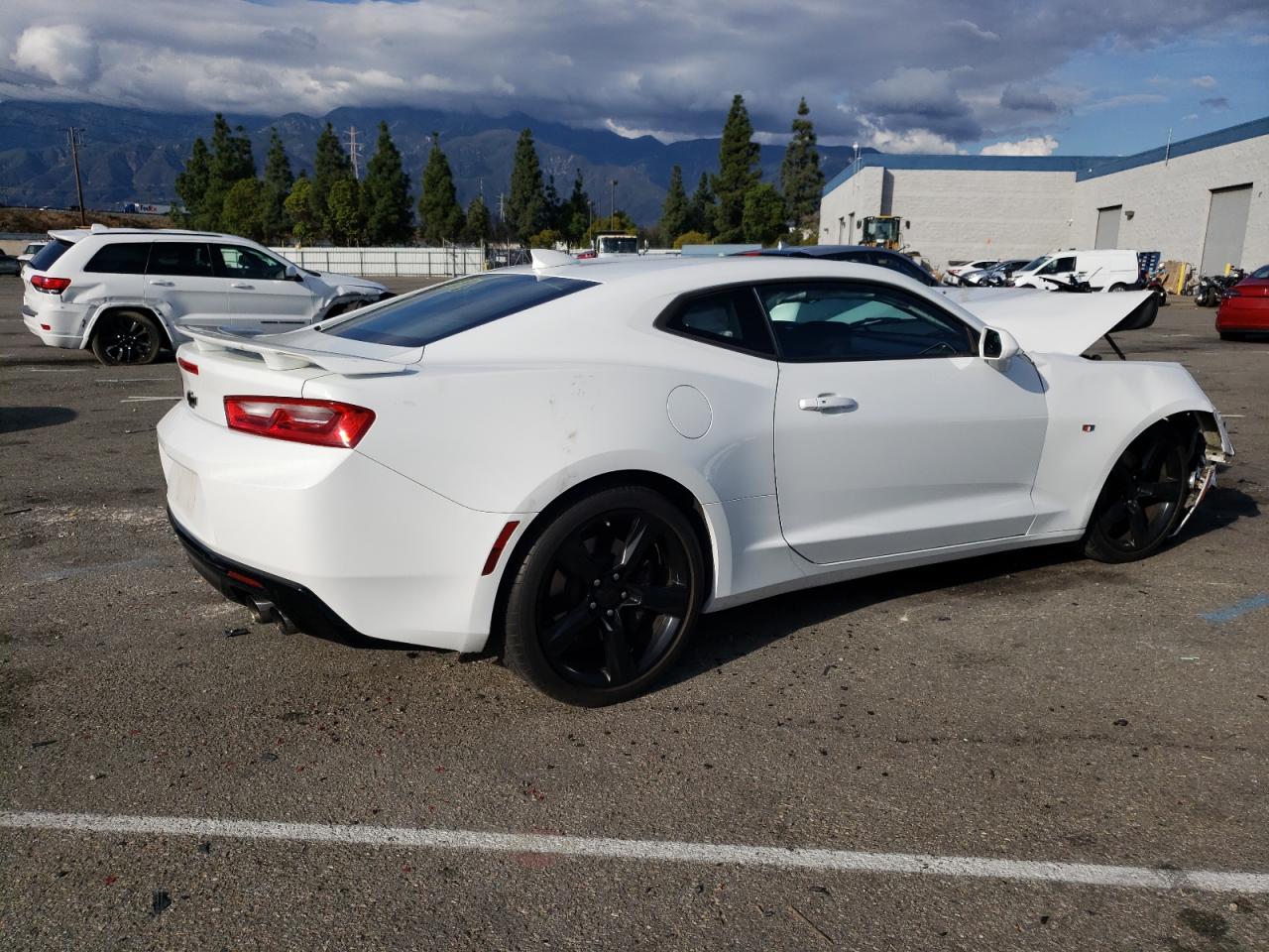Obraz 3 z 2017 CHEVROLET CAMARO SS 2017 z VIN 1G1FF1R72H0141767