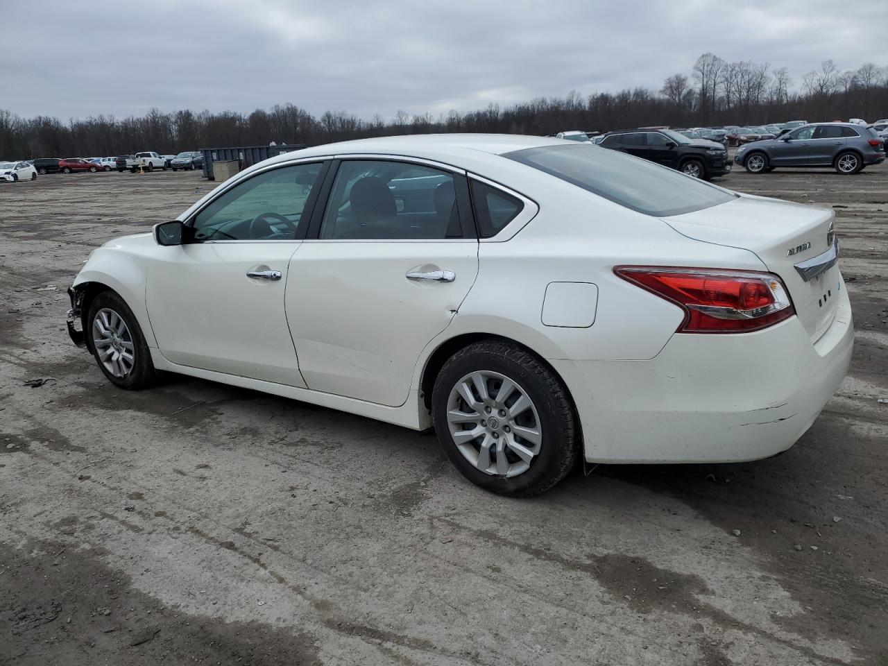 Image 2 of 2013 NISSAN ALTIMA 2.5 2013 with VIN 1N4AL3AP6DC220472