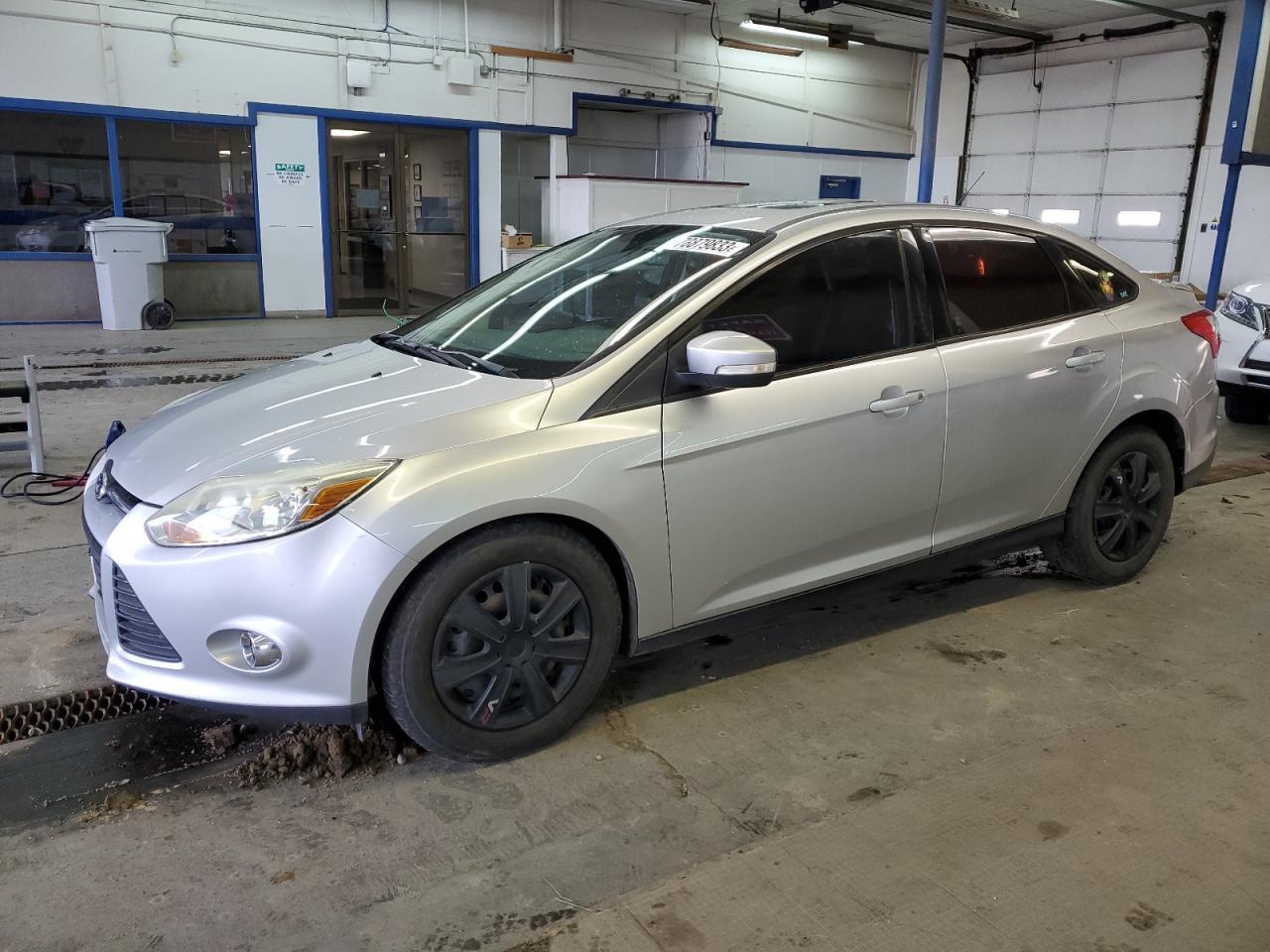 Image 1 of 2013 FORD FOCUS SE 2013 with VIN 1FADP3F27DL279173