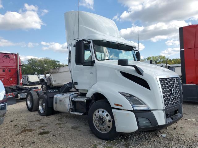 Obraz 1 z 2020 VOLVO VN VNL 2020 z VIN 4V4NC9TG7LN253502