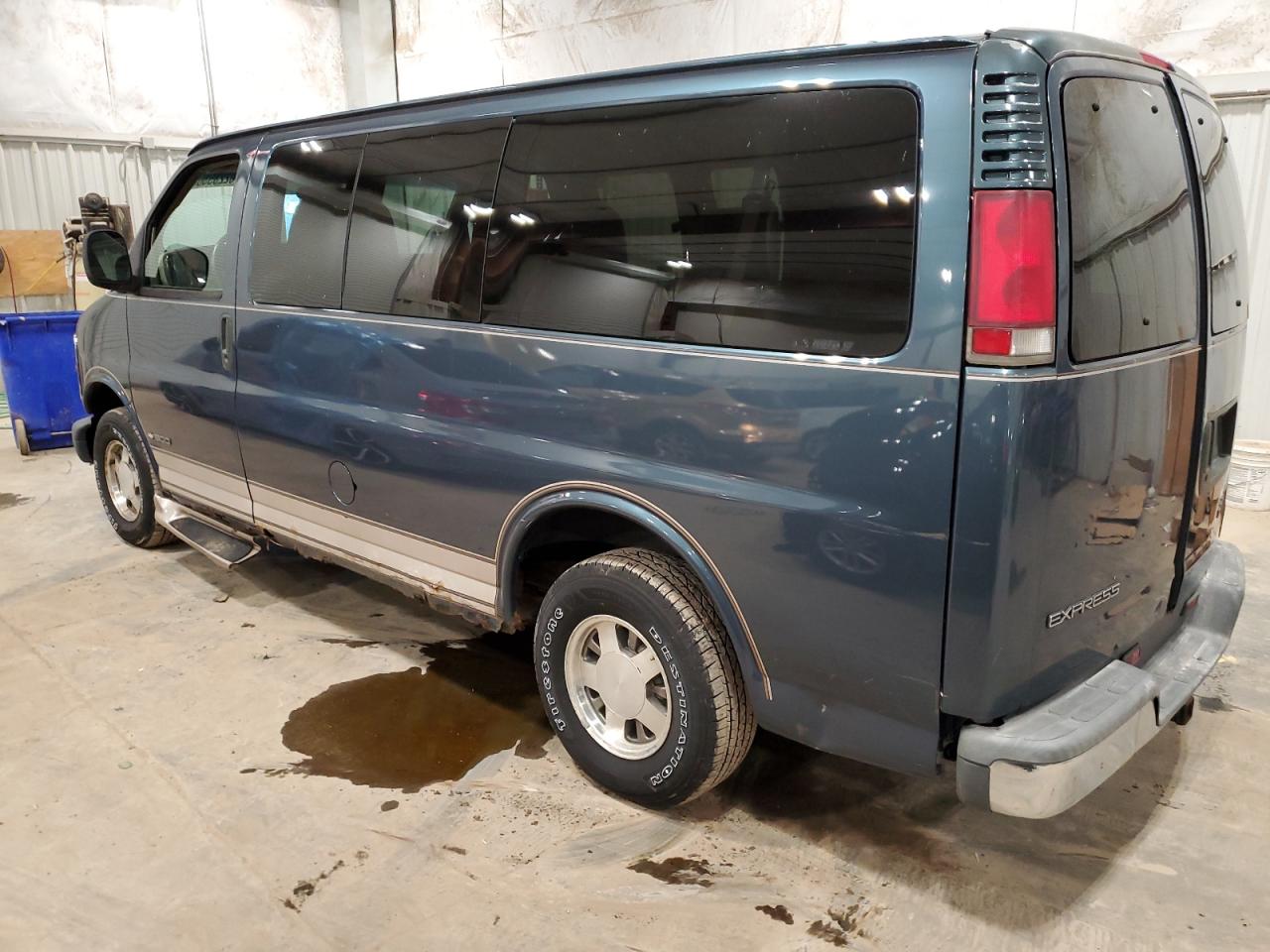 Изображение 2 2000 CHEVROLET EXPRESS G1500  2000 с VIN 1GBFG15R7Y1207434