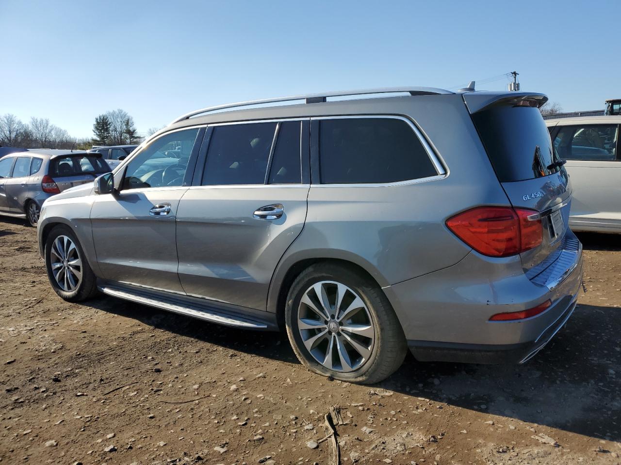 Image 2 of 2015 MERCEDES-BENZ GL 450 4MATIC 2015 with VIN 4JGDF6EE1FA508192
