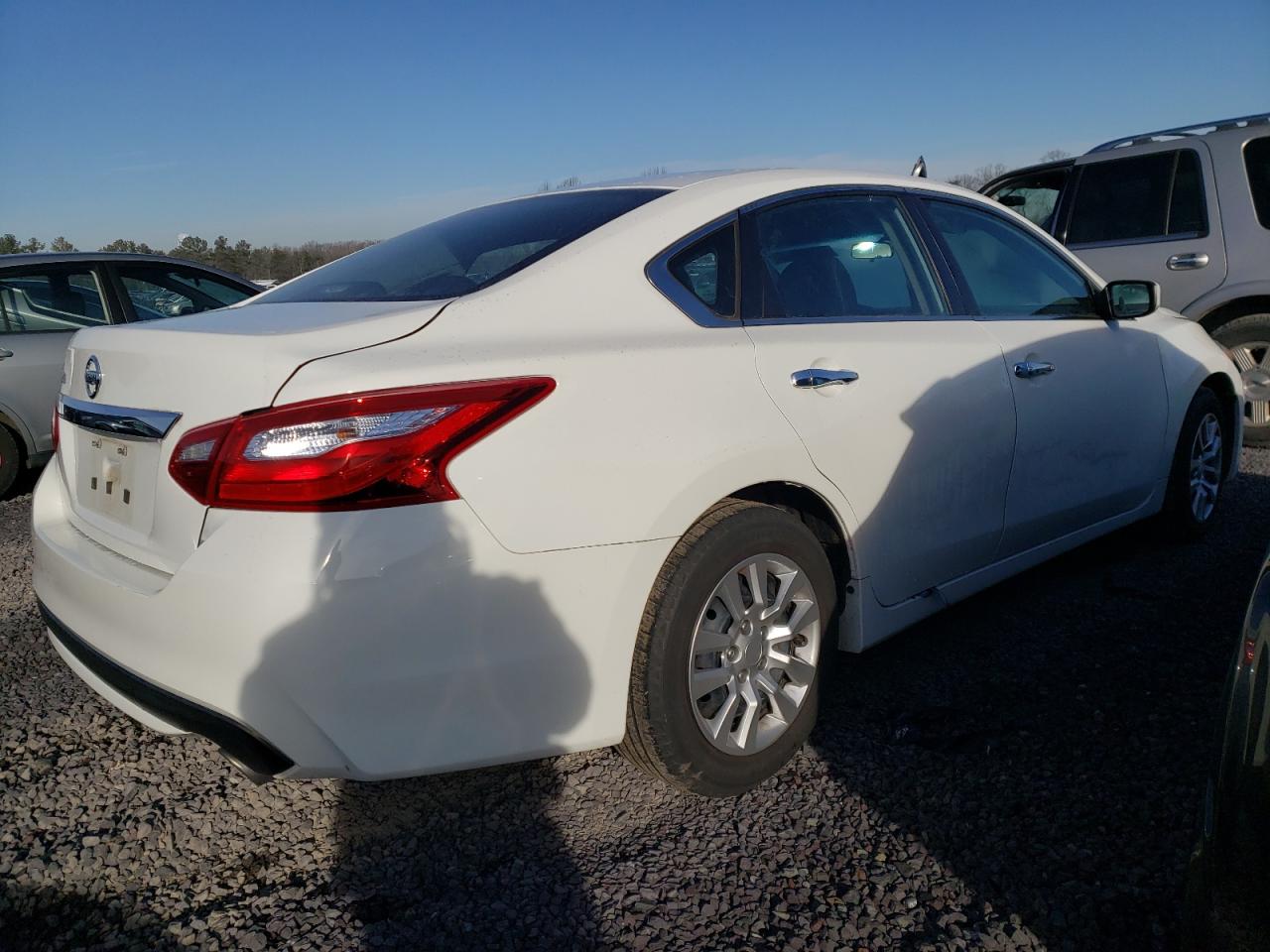 Image 3 of 2016 NISSAN ALTIMA 2.5 2016 with VIN 1N4AL3AP8GN327953