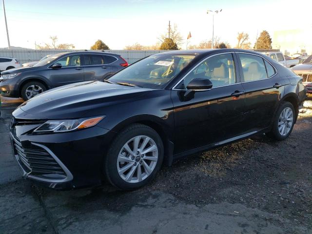 Obraz 1 z 2022 TOYOTA CAMRY LE 2022 z VIN 4T1C11BKXNU066808