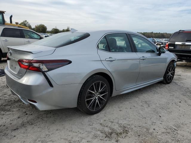 Obraz 3 z 2021 TOYOTA CAMRY SE 2021 z VIN 4T1G11AK3MU410206