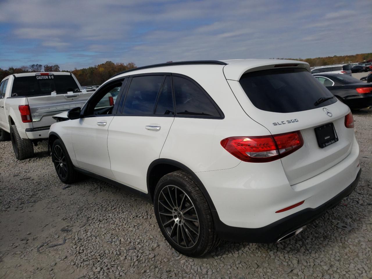 Obraz 2 z 2018 MERCEDES-BENZ GLC 300 2018 z VIN WDC0G4JB3JV036878