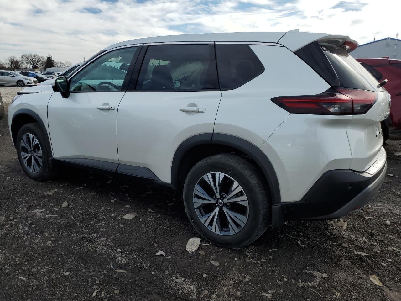 Image 2 of 2021 NISSAN ROGUE SV 2021 with VIN 5N1AT3BB5MC839783