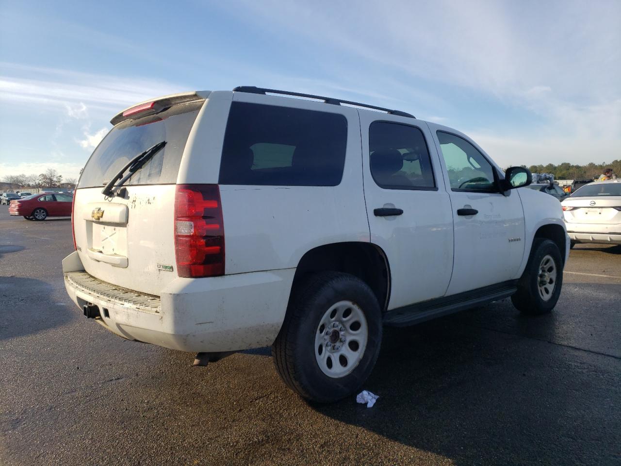 Image 3 of 2011 CHEVROLET TAHOE K1500 2011 with VIN 1GNSK4E0XBR145832