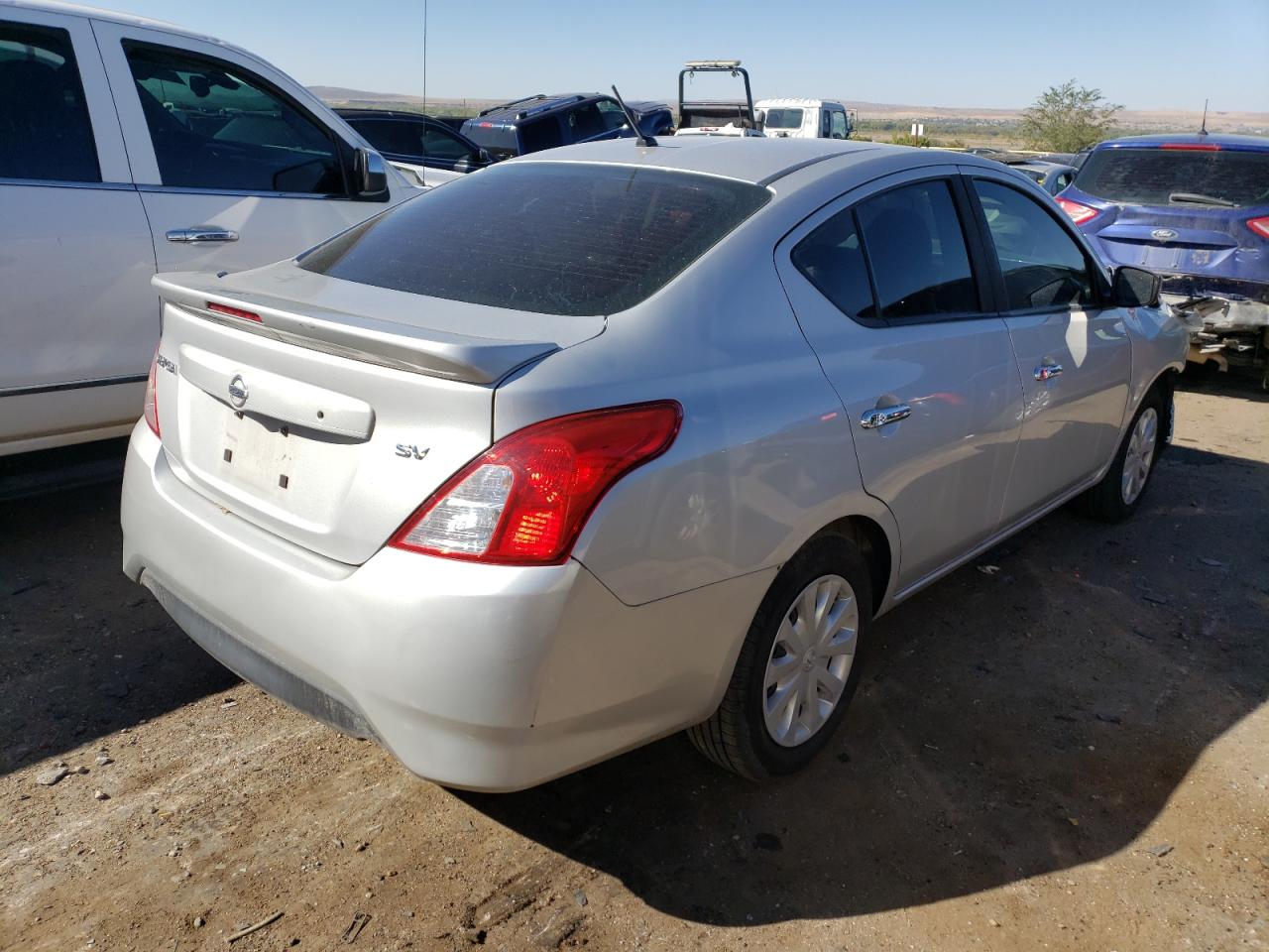 Image 3 of 2019 NISSAN VERSA S 2019 with VIN 3N1CN7AP3KL871681