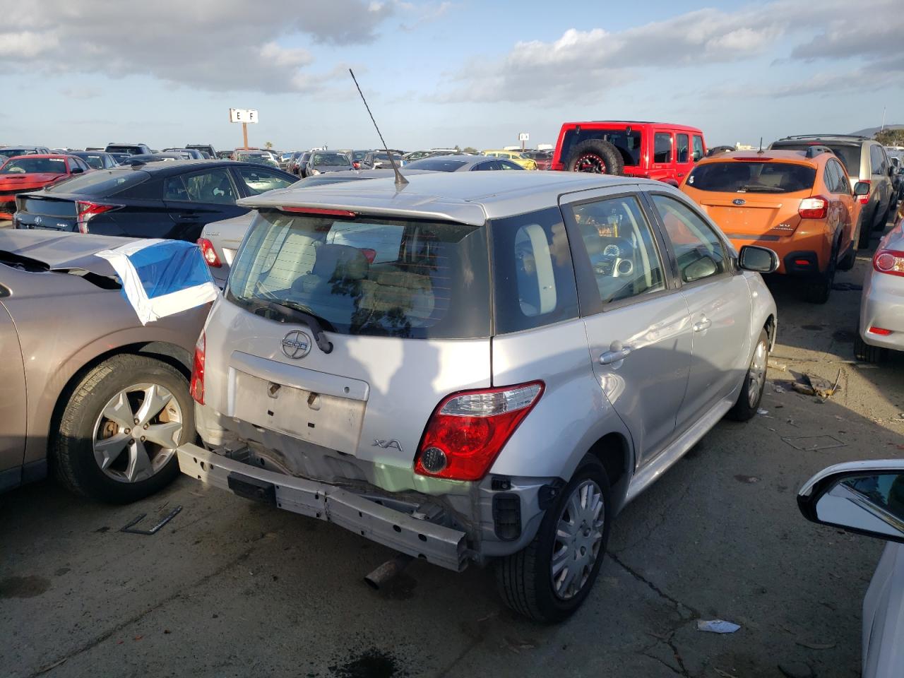Obraz 3 z 2006 TOYOTA SCION XA  2006 z VIN JTKKT624160170615