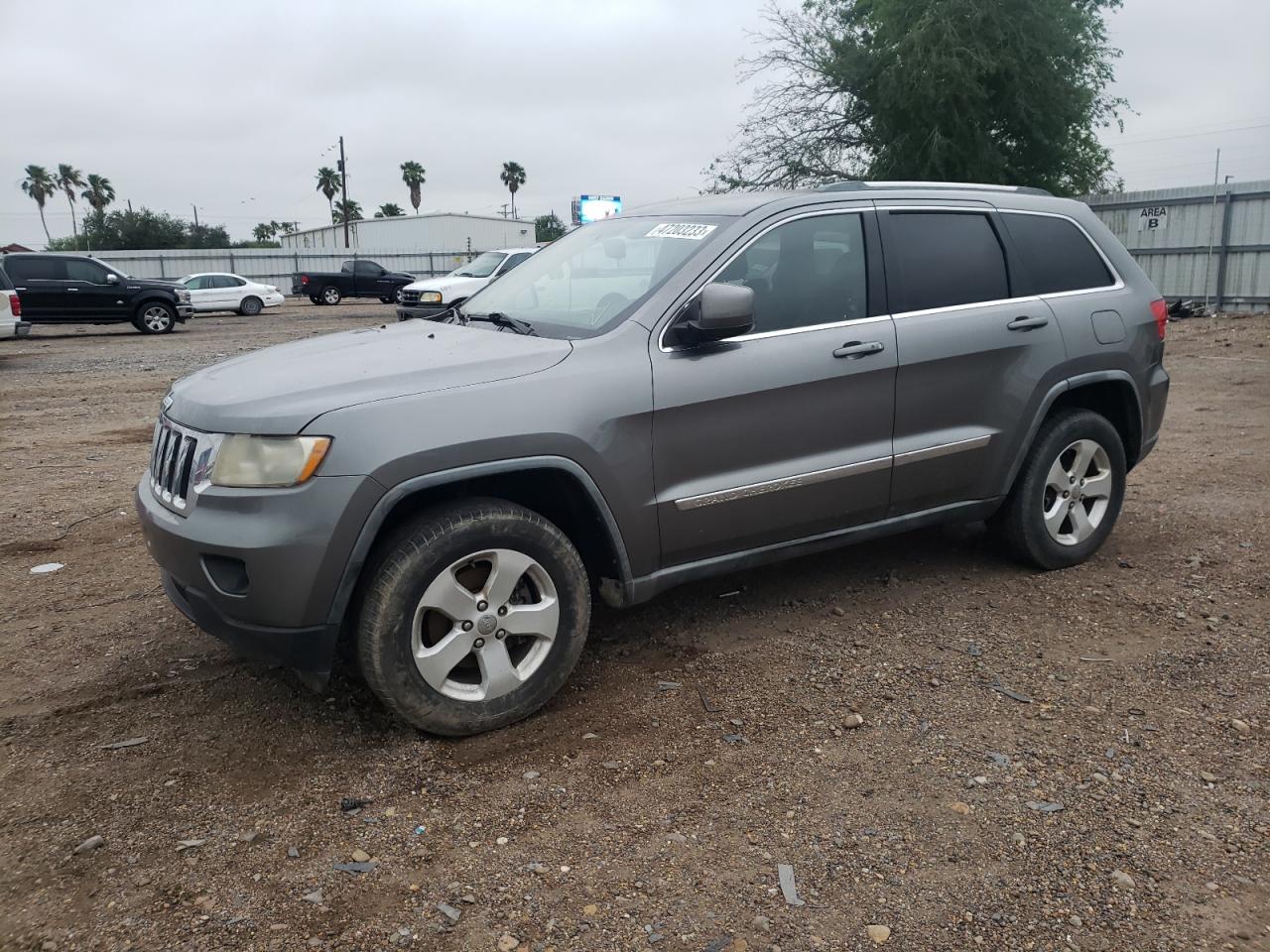 2011 JEEP GRAND CHEROKEE LAREDO 2011 image