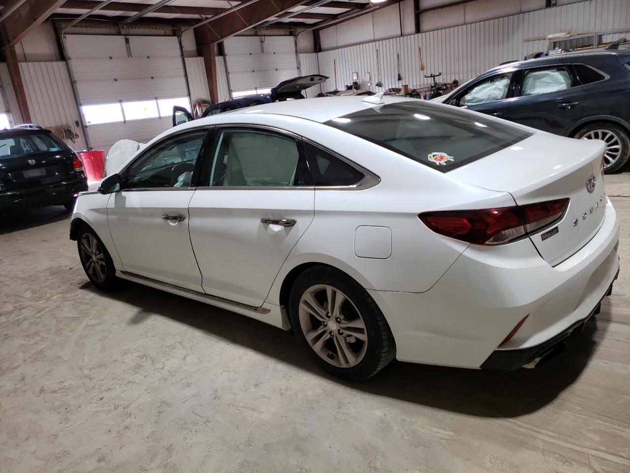Obraz 2 z 2018 HYUNDAI SONATA SPORT 2018 z VIN 5NPE34AFXJH720451