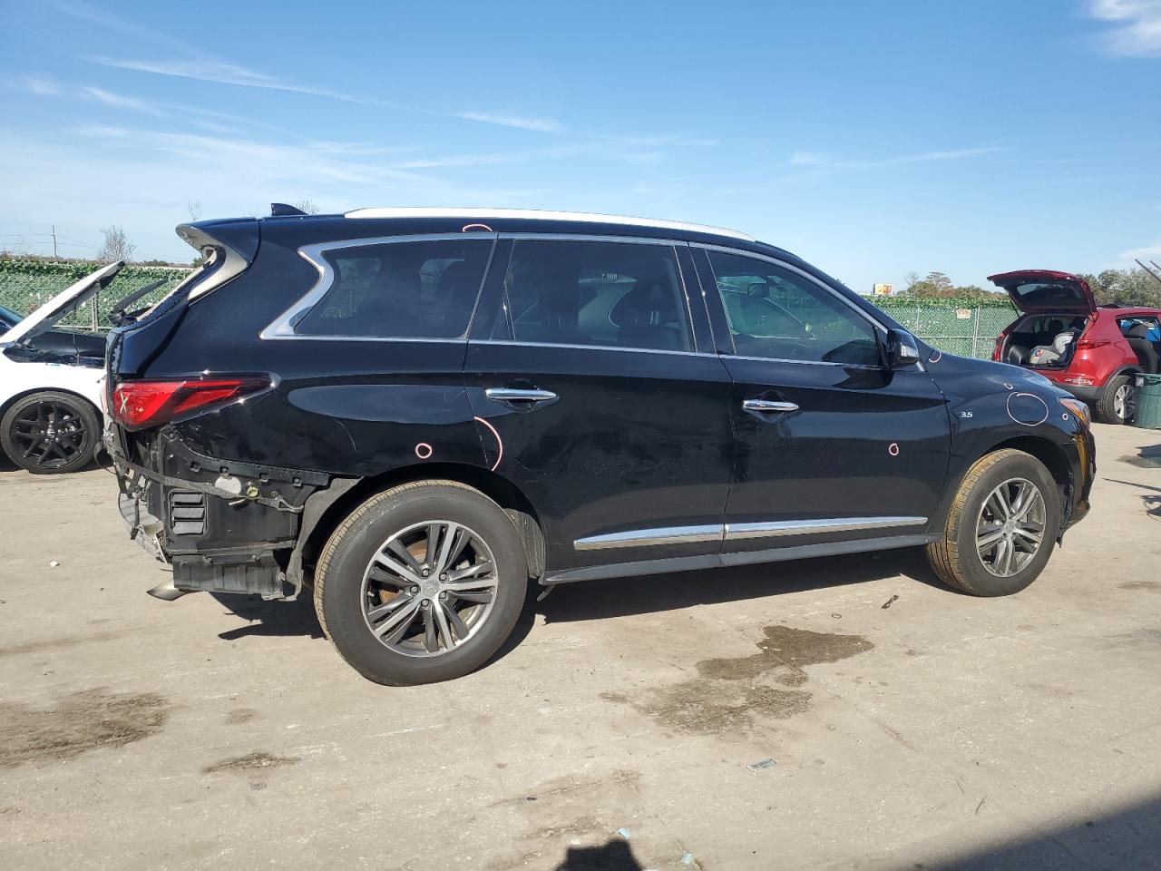 Image 3 of 2017 INFINITI QX60  2017 with VIN 5N1DL0MM5HC520903