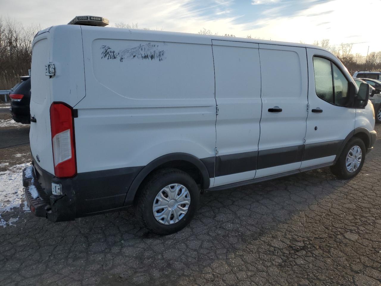 Image 3 of 2016 FORD TRANSIT T-150 2016 with VIN 1FTYE1ZM8GKA43743