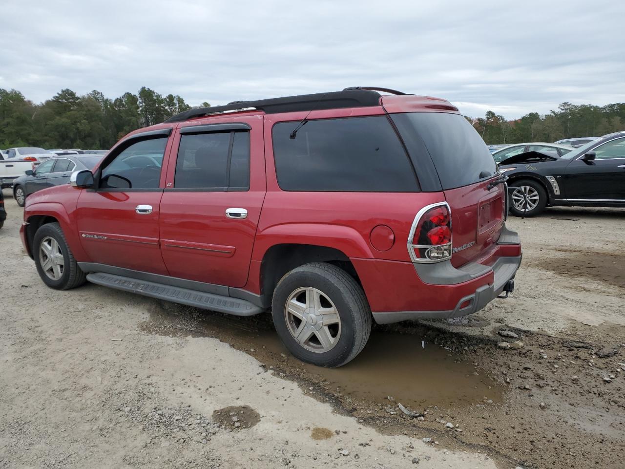 Image 2 of 2003 CHEVROLET TRAILBLAZER EXT 2003 with VIN 1GNET16S836121041