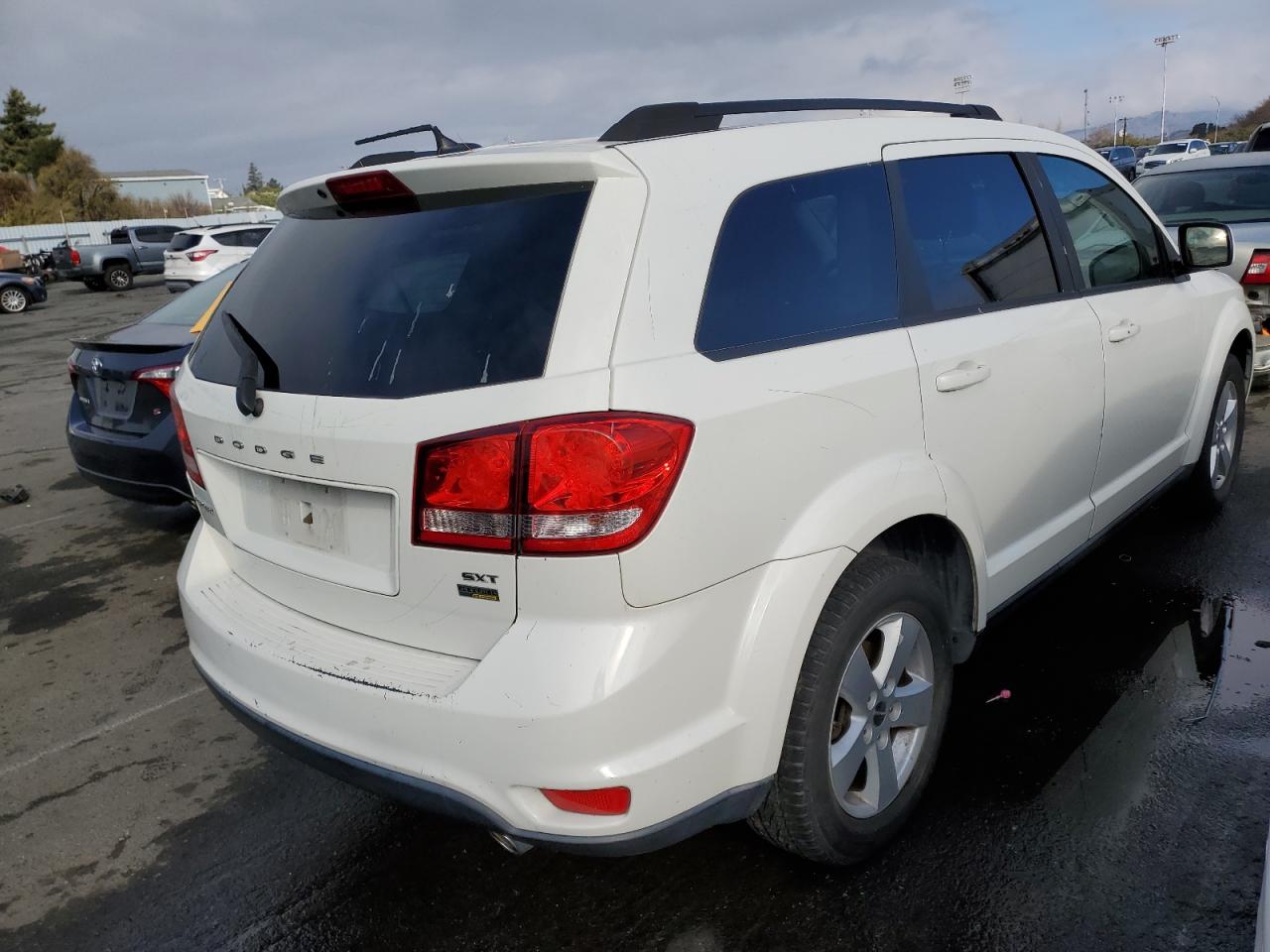 Image 3 of 2012 DODGE JOURNEY SXT 2012 with VIN 3C4PDCBGXCT387632