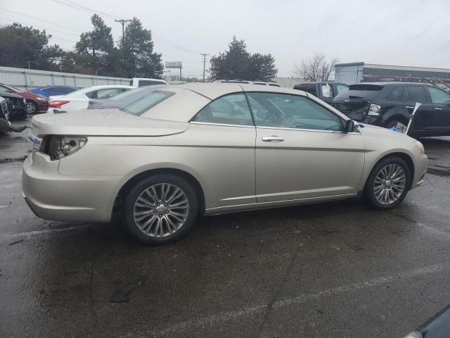 Image 3 of 2013 CHRYSLER 200 LIMITED 2013 with VIN 1C3BCBFG5DN649872