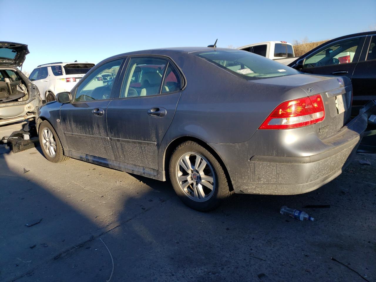 Obraz 2 z 2007 SAAB 9-3 2.0T 2007 z VIN YS3FD49Y871101055