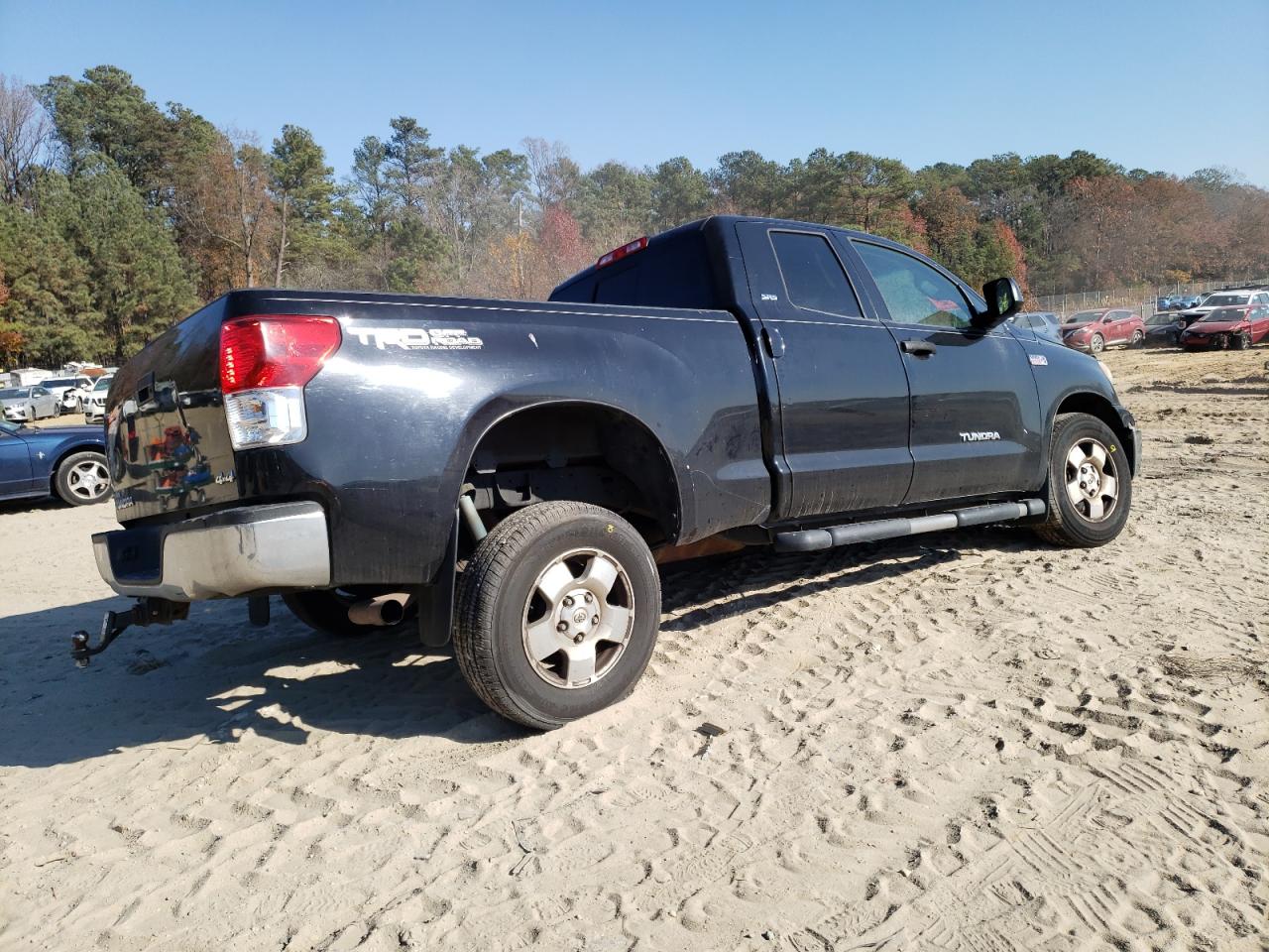 Obraz 3 z 2011 TOYOTA TUNDRA DOUBLE CAB SR5 2011 z VIN 5TFUY5F12BX189736