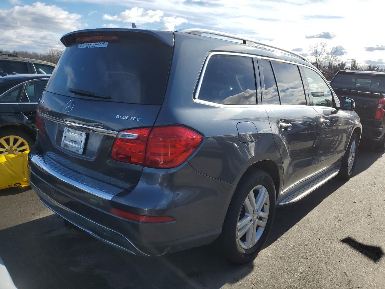 Image 3 of 2015 MERCEDES-BENZ GL 350 BLUETEC 2015 with VIN 4JGDF2EE8FA514631