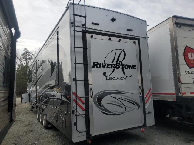 Изображение 3 2021 WILDWOOD RIVER 2021 с VIN 4X4FRSN33M0001609