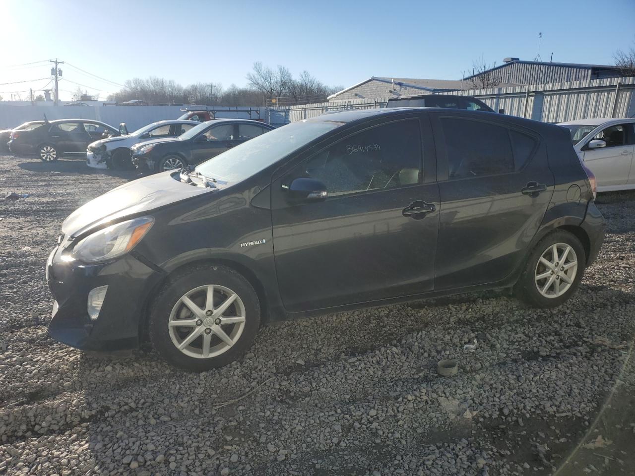 Изображение 1 2015 TOYOTA PRIUS C  2015 с VIN JTDKDTB38F1091348