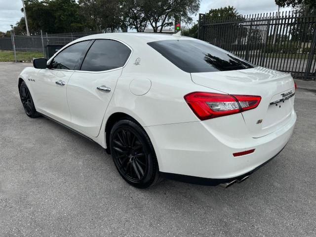 Изображение 2 2016 MASERATI GHIBLI  2016 с VIN ZAM57XSA5G1181032