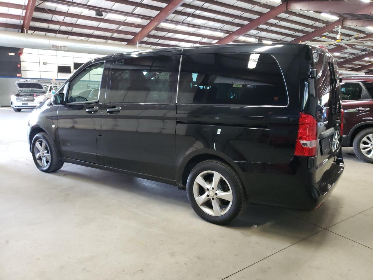 Image 2 of 2018 MERCEDES-BENZ METRIS 2018 with VIN WD4PG2EE7J3371463
