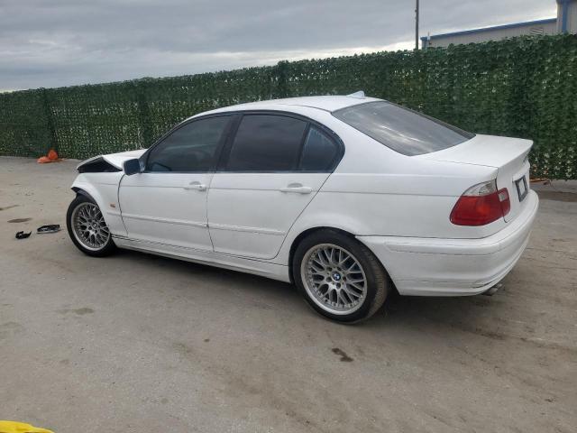Obraz 2 z 2000 BMW 323 I 2000 z VIN WBAAM3348YCA91229