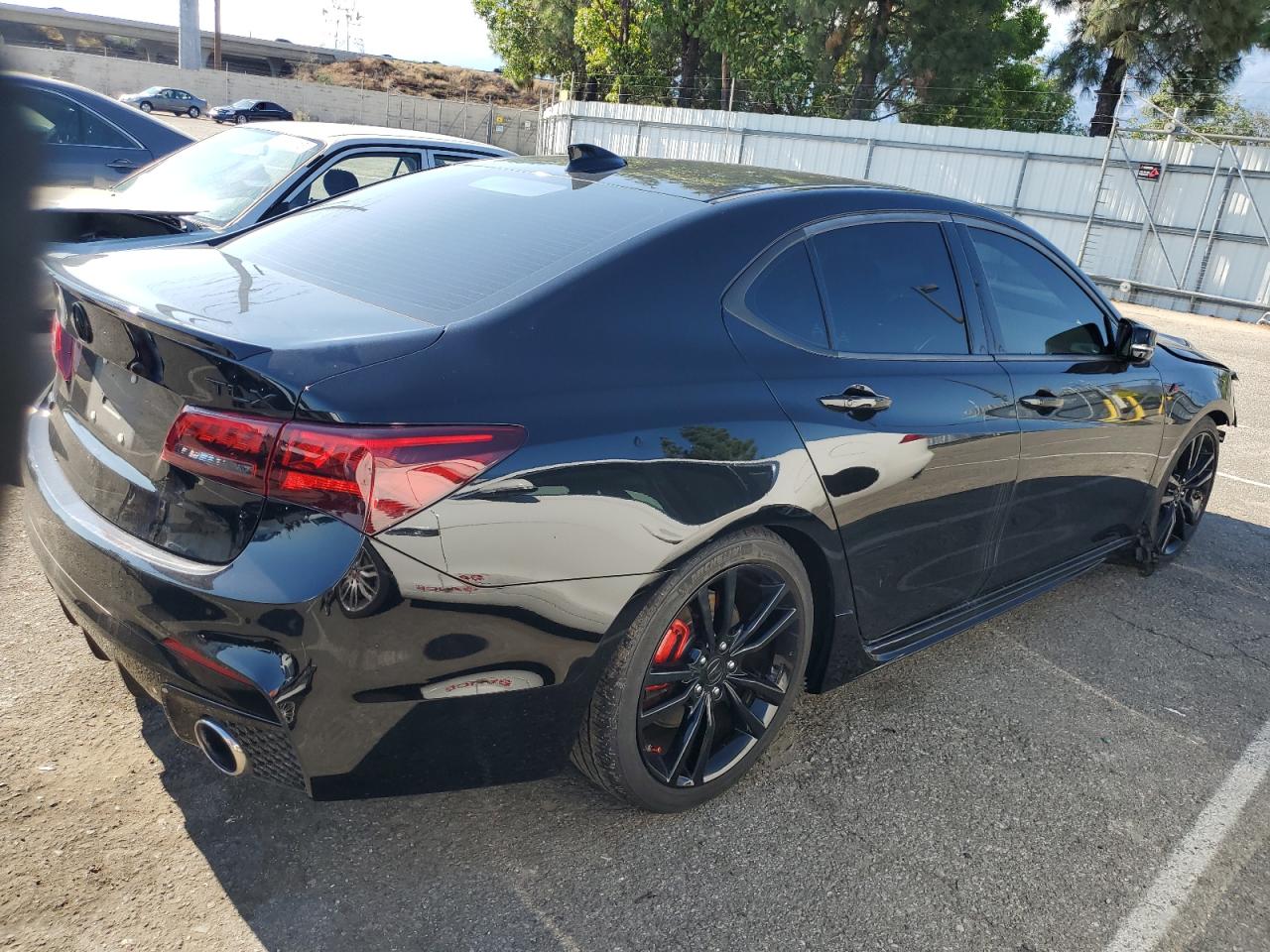 Изображение 3 2019 ACURA TLX TECHNOLOGY 2019 с VIN 19UUB2F67KA003253