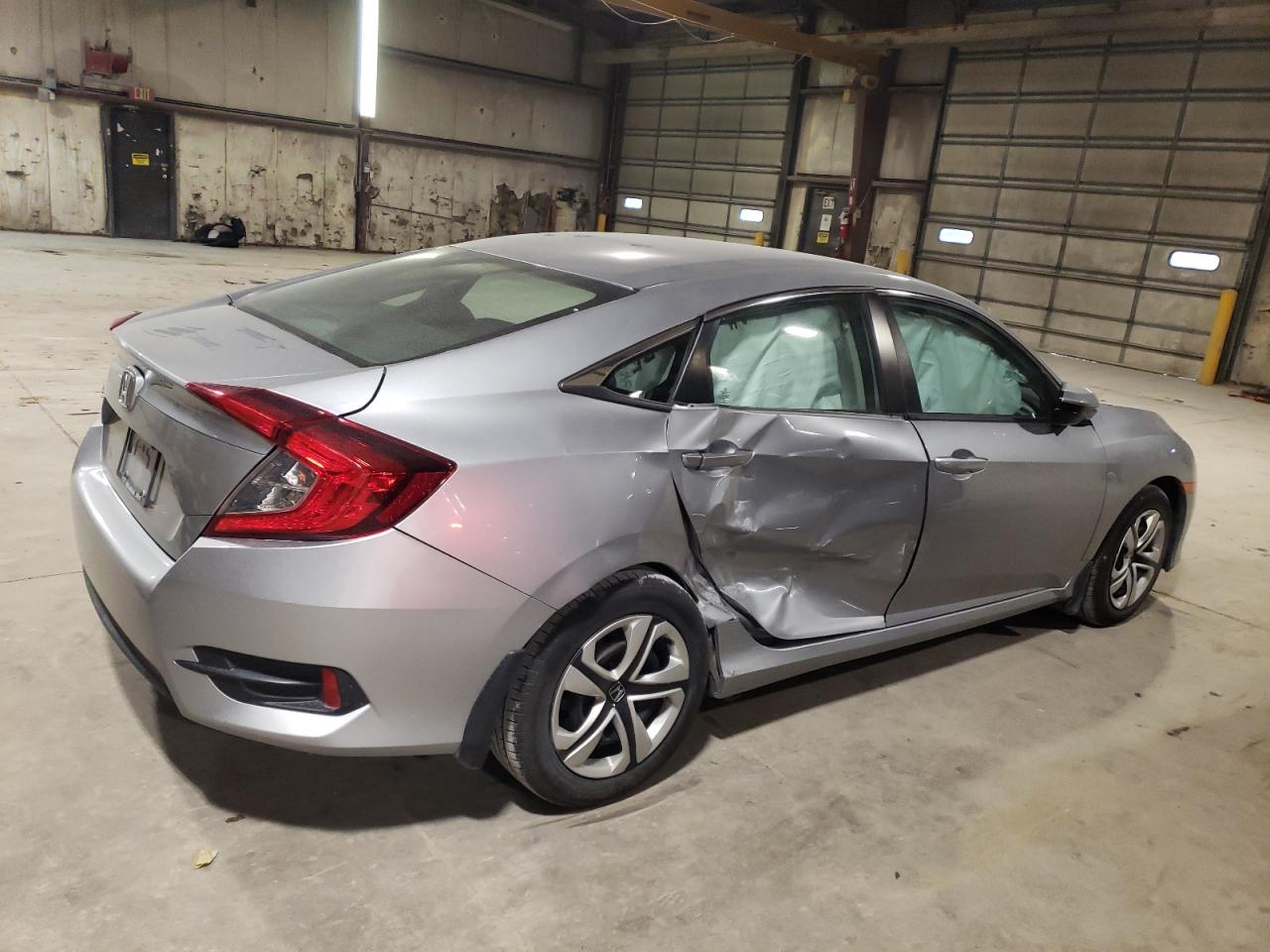 Obraz 3 z 2018 HONDA CIVIC LX 2018 z VIN 19XFC2F56JE040656