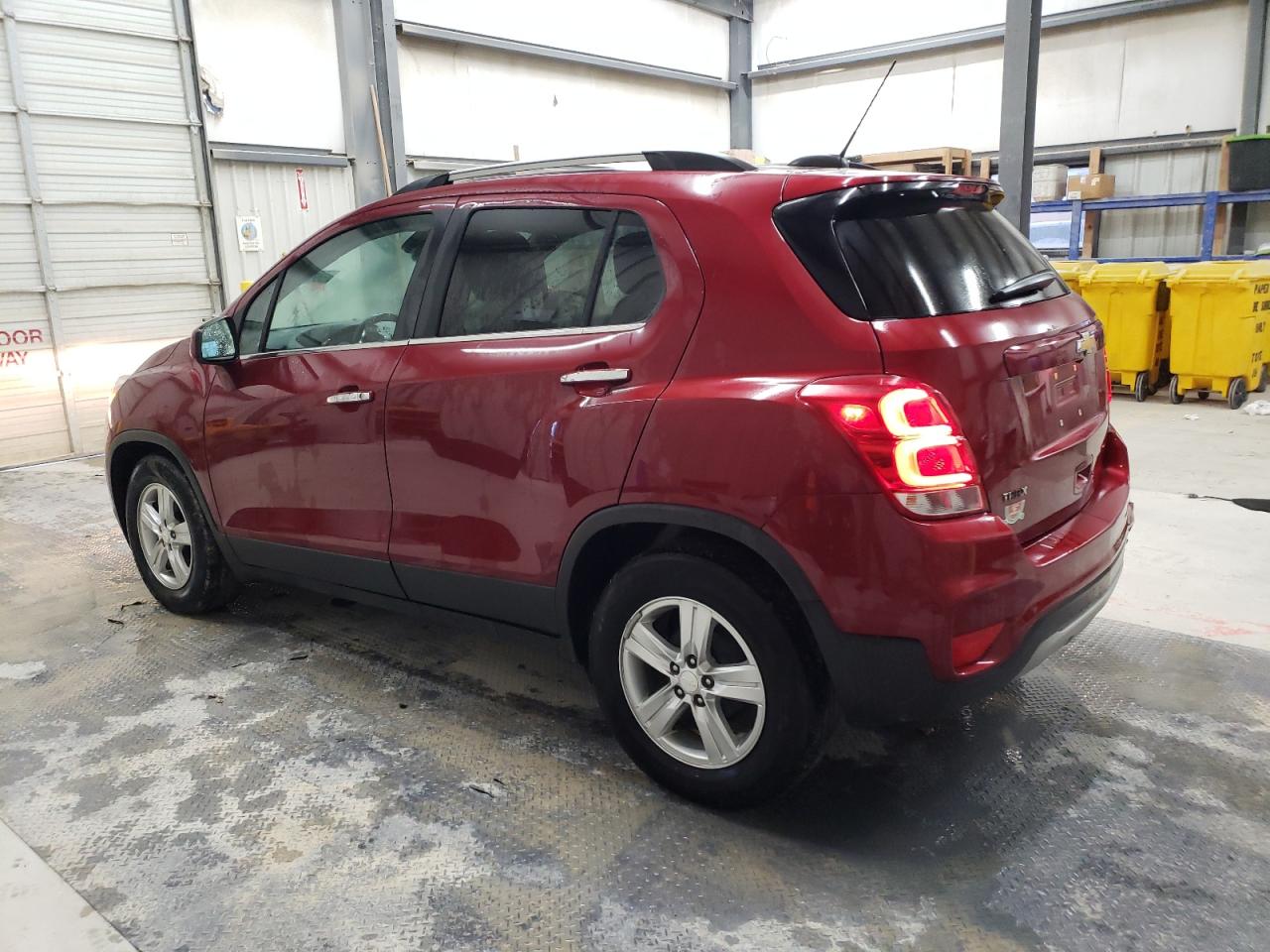 Image 2 of 2019 CHEVROLET TRAX 1LT 2019 with VIN 3GNCJLSB0KL123420