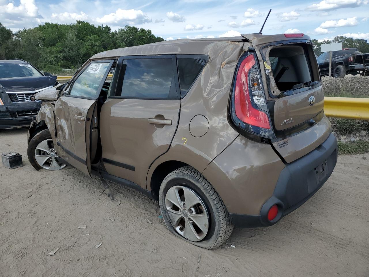 Image 2 of 2015 KIA SOUL  2015 with VIN KNDJN2A20F7161580