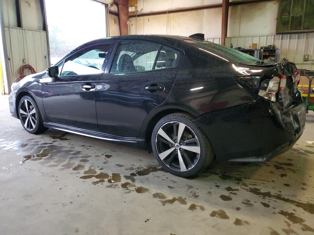 Изображение 2 2017 SUBARU IMPREZA SPORT 2017 с VIN 4S3GKAK61H3615182