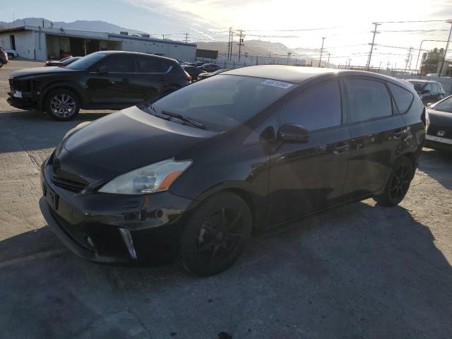 Image 1 of 2013 TOYOTA PRIUS V  2013 with VIN JTDZN3EU0D3284143