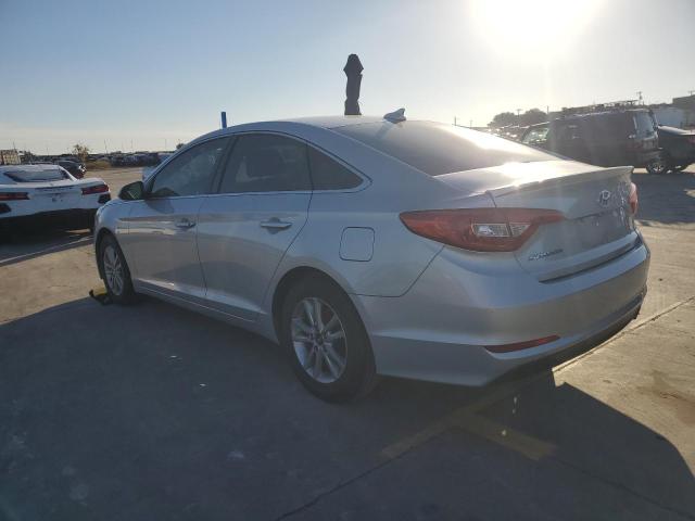 Obraz 2 z 2016 HYUNDAI SONATA SE 2016 z VIN 5NPE24AFXGH373182