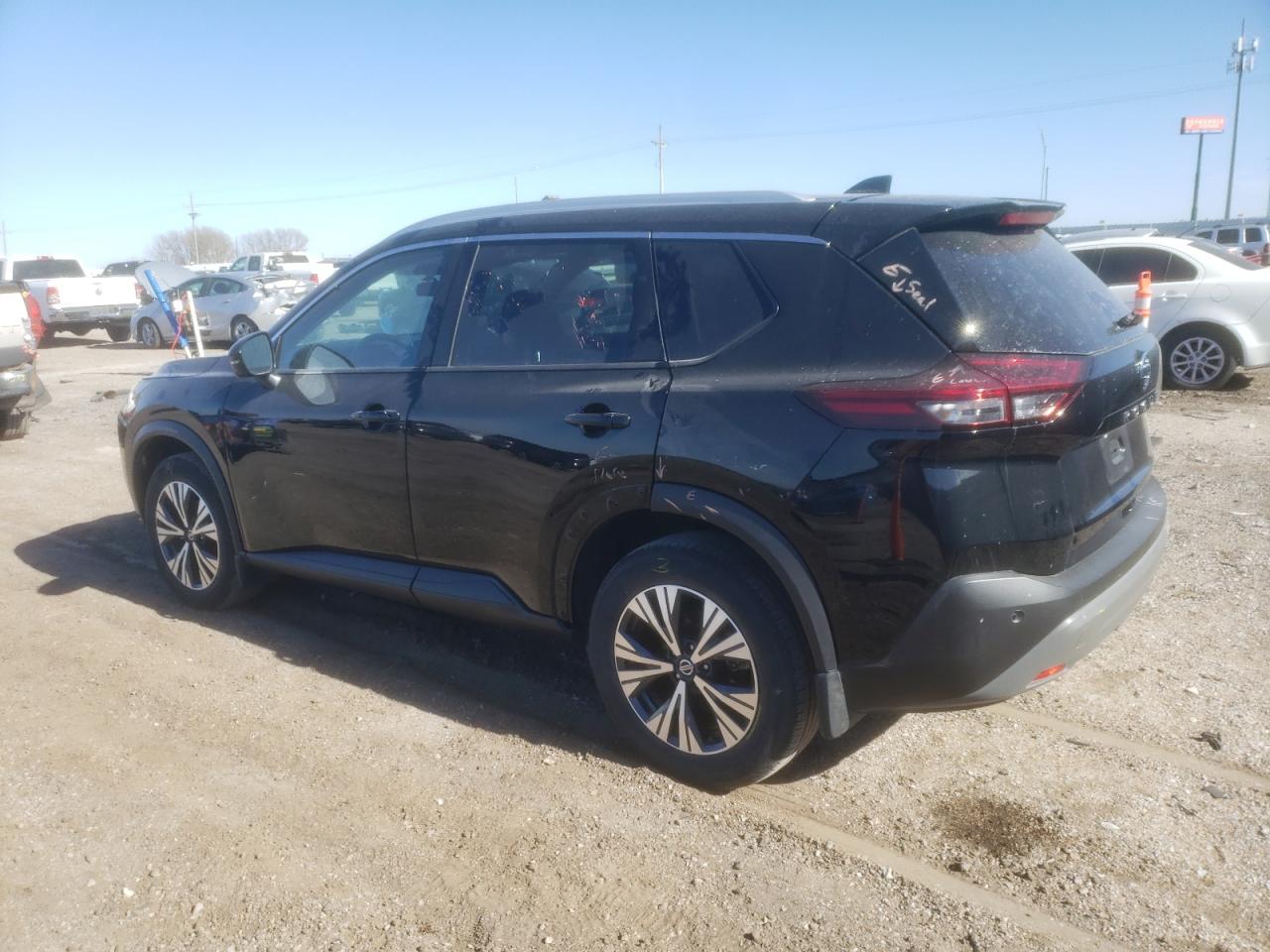Изображение 2 2021 NISSAN ROGUE SV 2021 с VIN 5N1AT3BB2MC721903