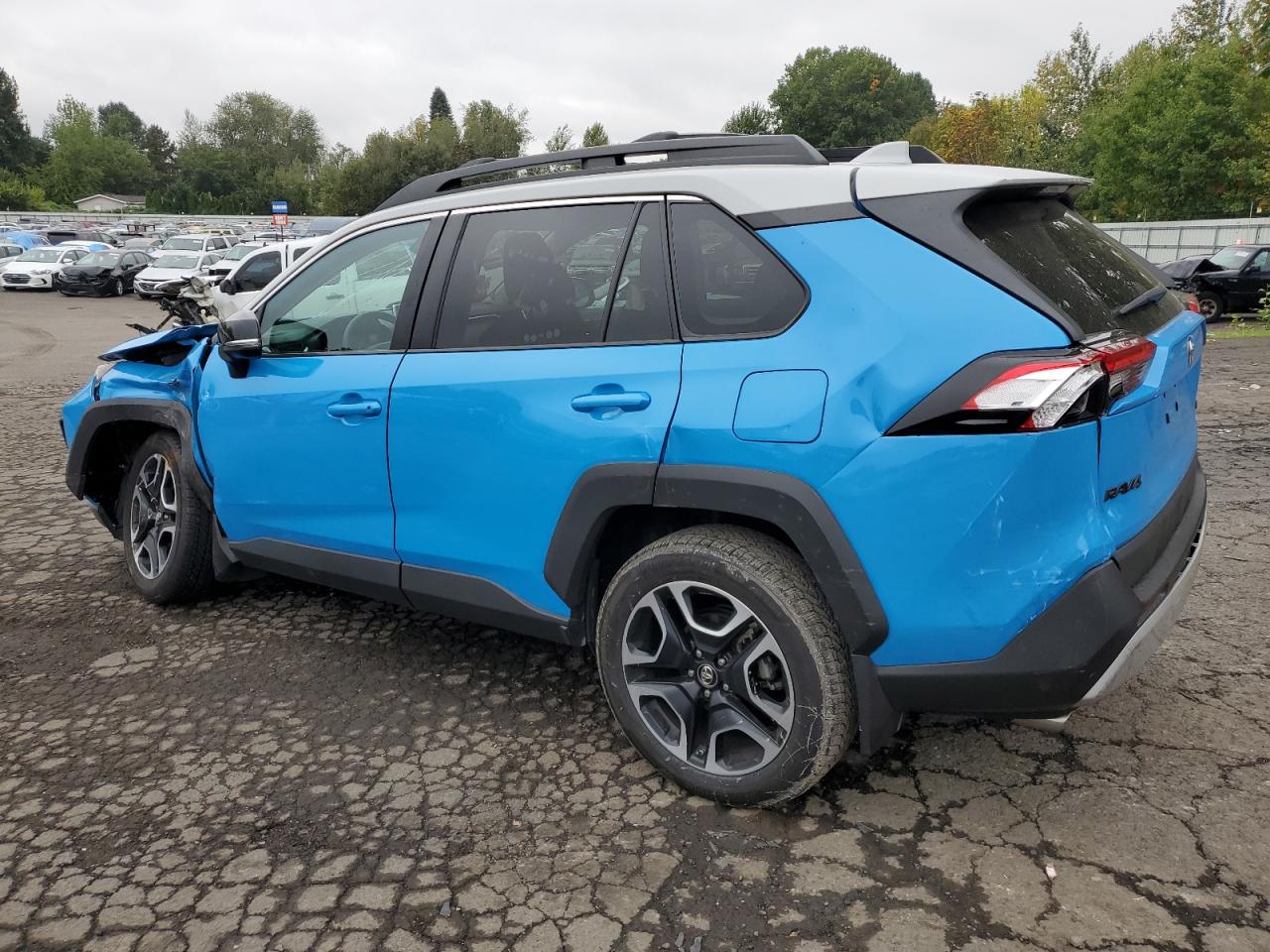 Obraz 2 z 2019 TOYOTA RAV4 ADVENTURE 2019 z VIN 2T3J1RFV8KW052208