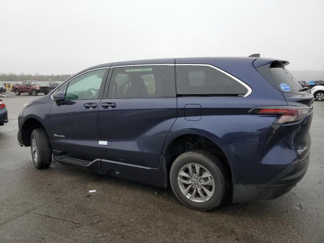 Image 2 of 2023 TOYOTA SIENNA LE 2023 with VIN 5TDKRKEC1PS137968