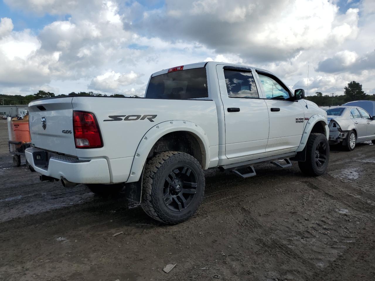 Image 3 of 2014 RAM 1500 ST 2014 with VIN 1C6RR7KT6ES115864