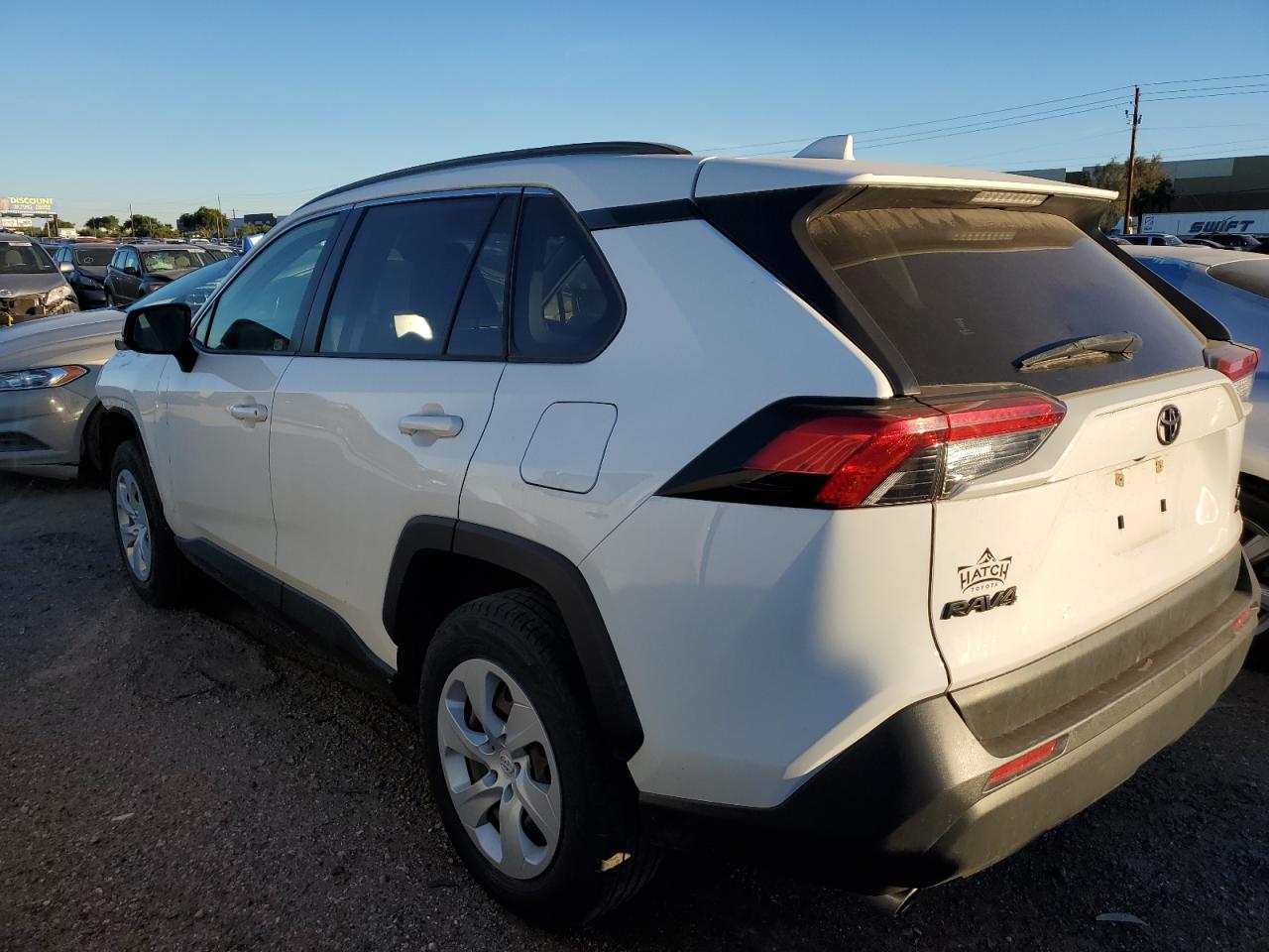 Изображение 2 2020 TOYOTA RAV4 LE 2020 с VIN JTMF1RFV7LD062975
