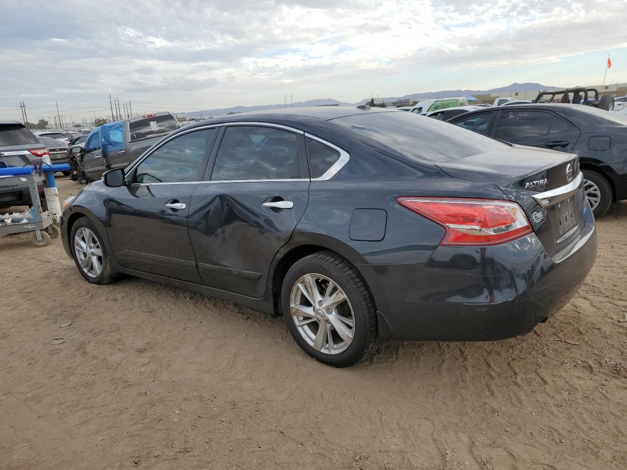 Obraz 2 z 2013 NISSAN ALTIMA 2.5 2013 z VIN 1N4AL3AP4DN574933