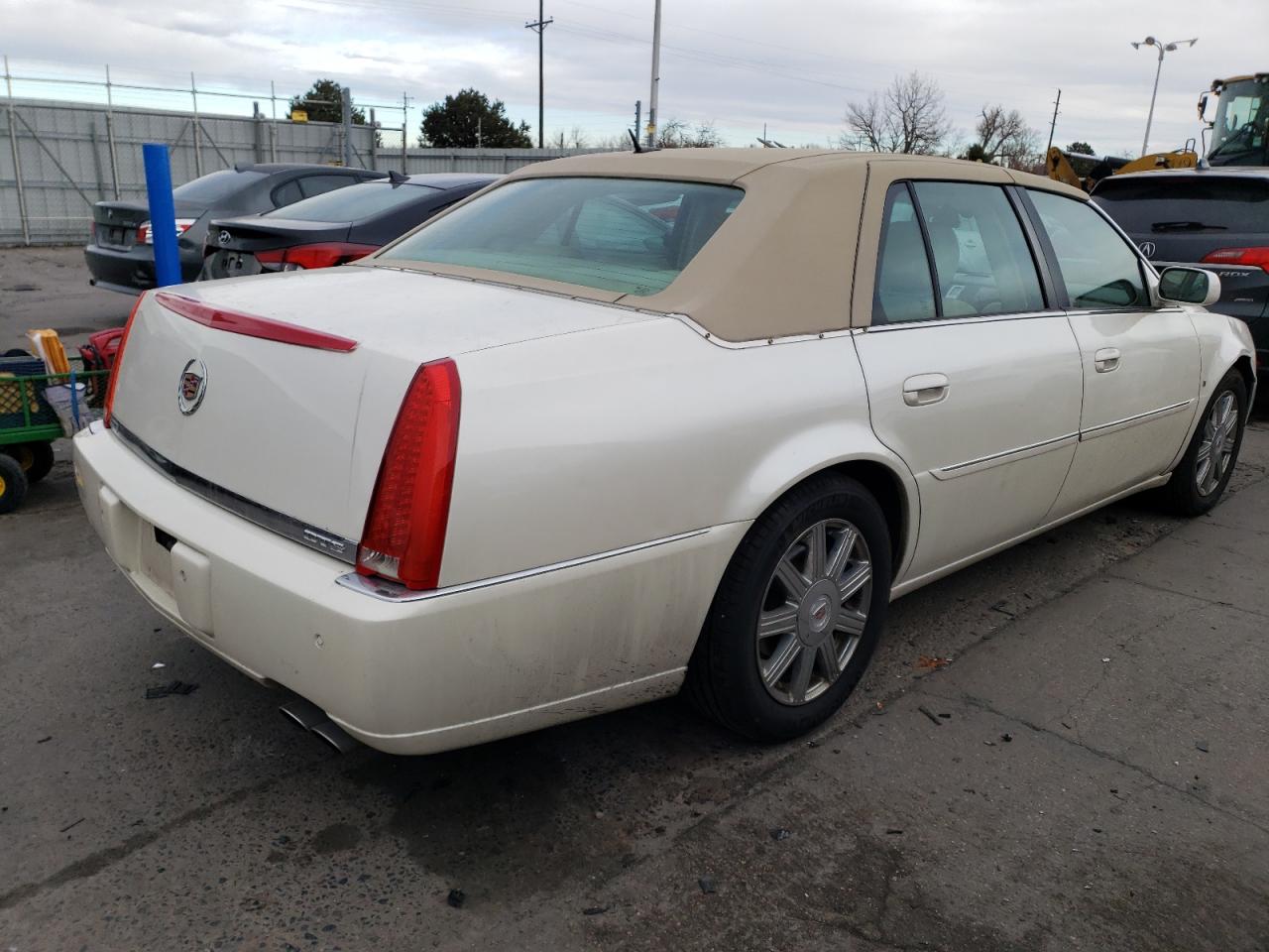 Изображение 3 2008 CADILLAC DTS  2008 с VIN 1G6KD57Y18U189481