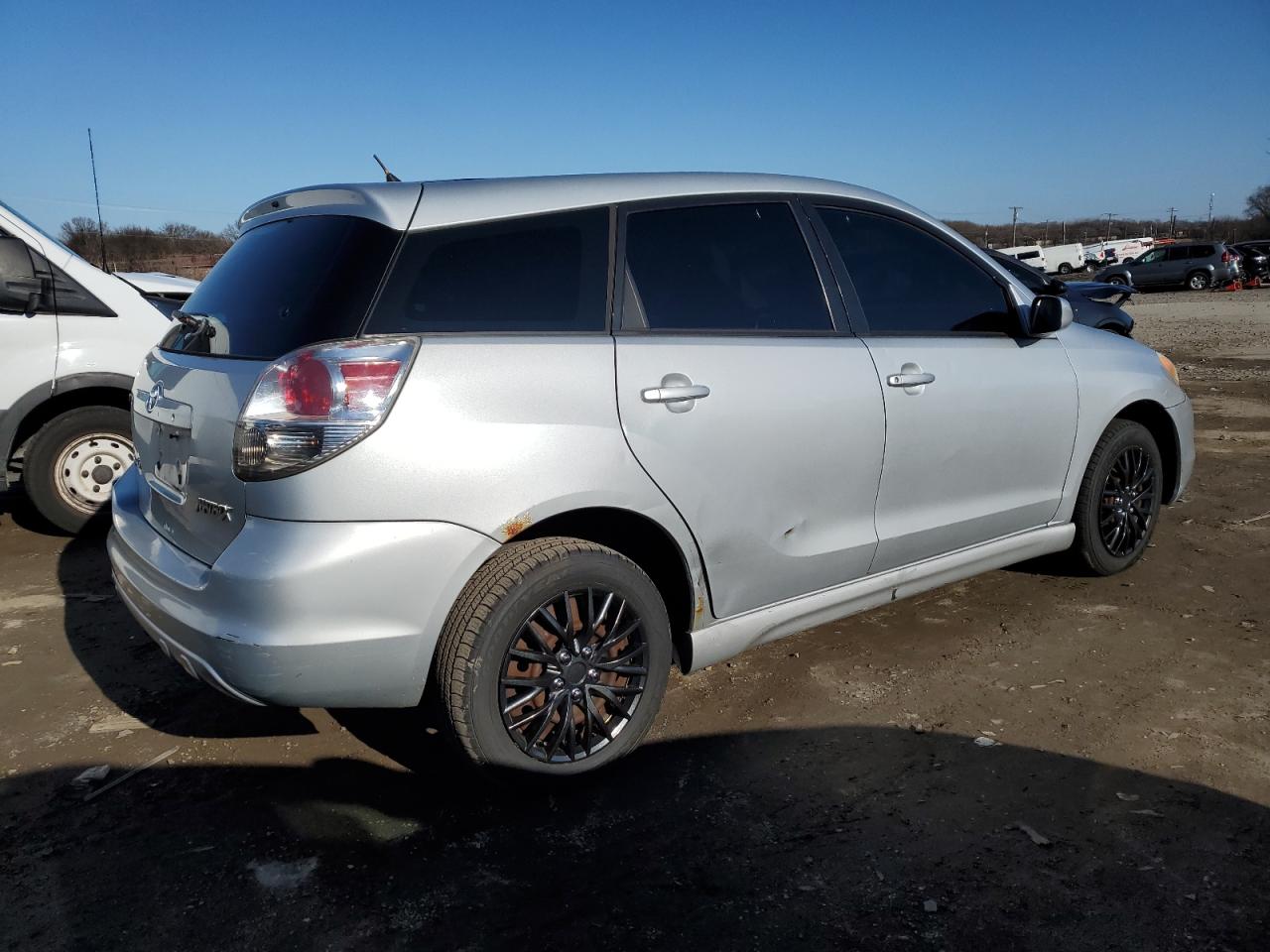 Obraz 3 z 2005 TOYOTA COROLLA MATRIX BASE 2005 z VIN 2T1LR32E75C481052