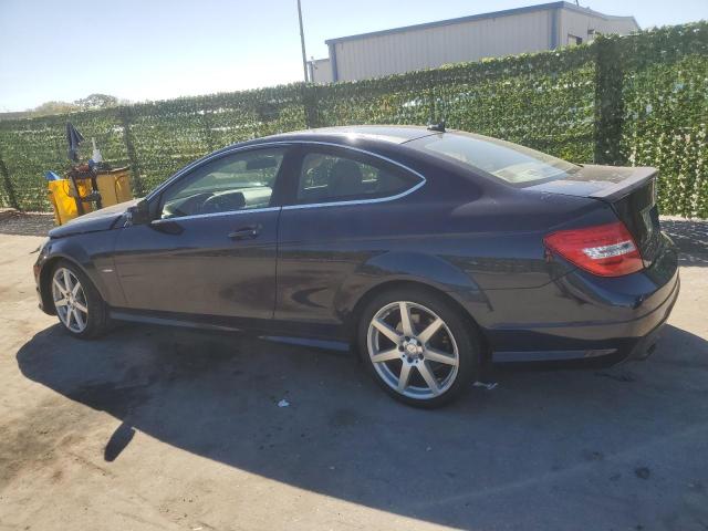 Obraz 2 z 2012 MERCEDES-BENZ C 250 2012 z VIN WDDGJ4HB3CF821383