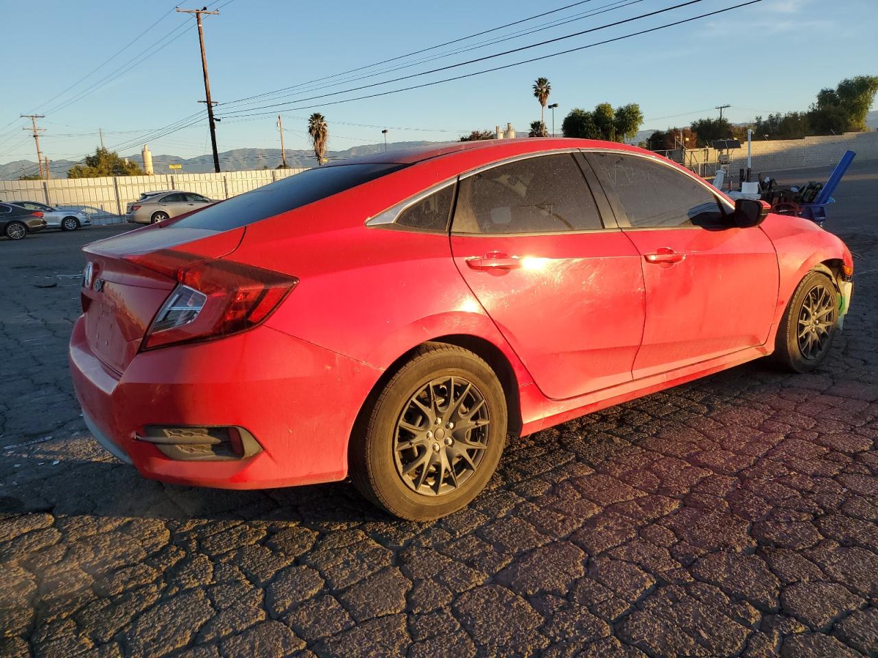 Изображение 3 2016 HONDA CIVIC LX 2016 с VIN 2HGFC2F5XGH569364