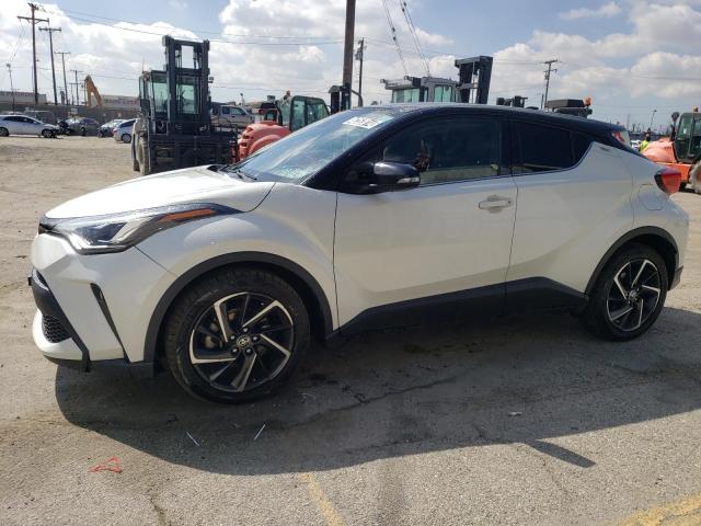 Obraz 1 z 2020 TOYOTA C-HR XLE 2020 z VIN JTNKHMBX5L1081459