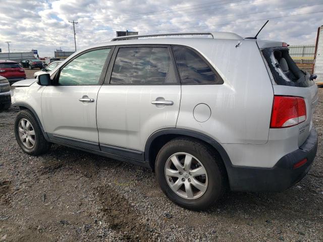 Obraz 2 z 2013 KIA SORENTO LX 2013 z VIN 5XYKT4A28DG319041