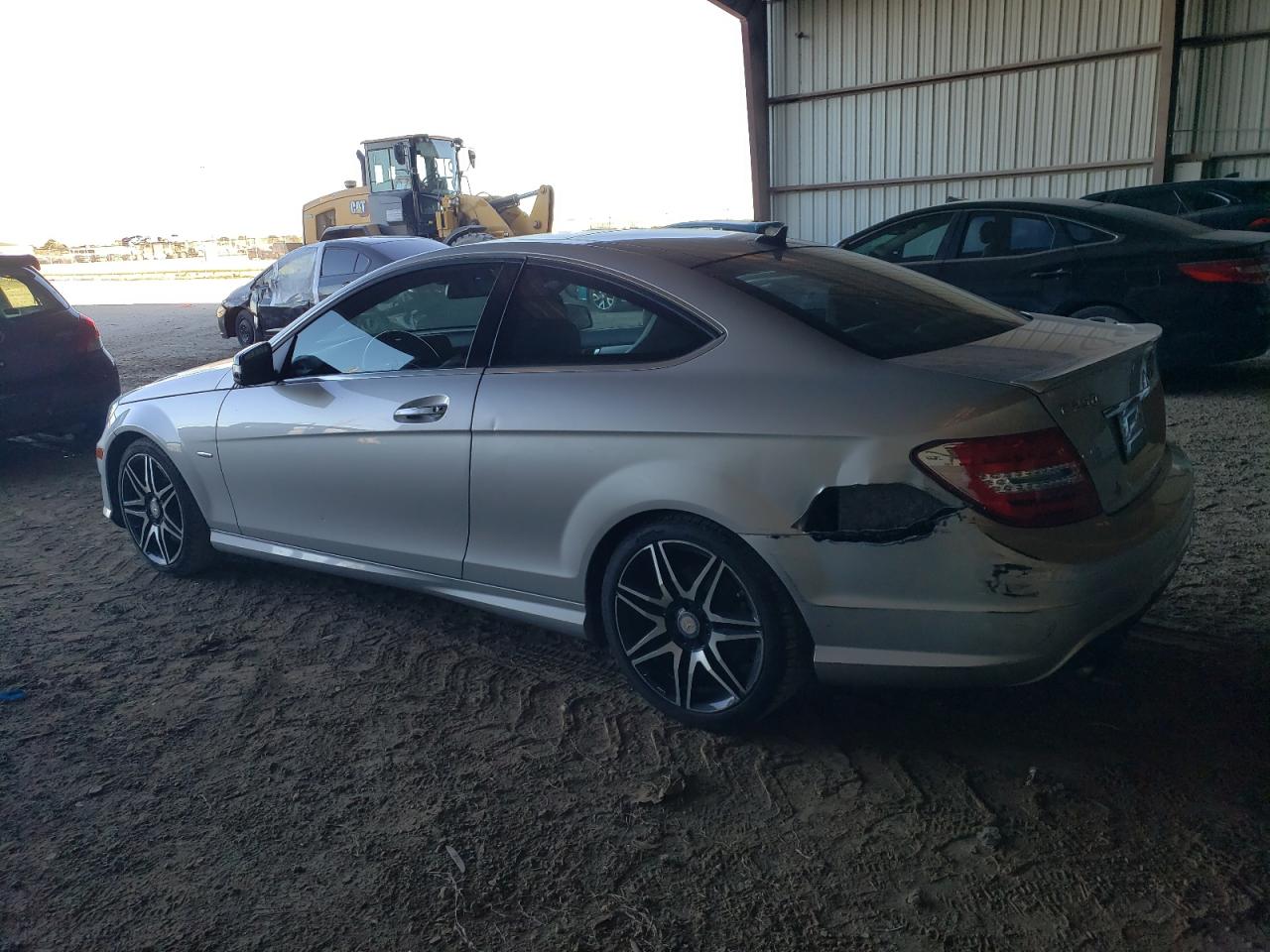 Image 2 of 2013 MERCEDES-BENZ C 250 2013 with VIN WDDGJ4HB7DF949921